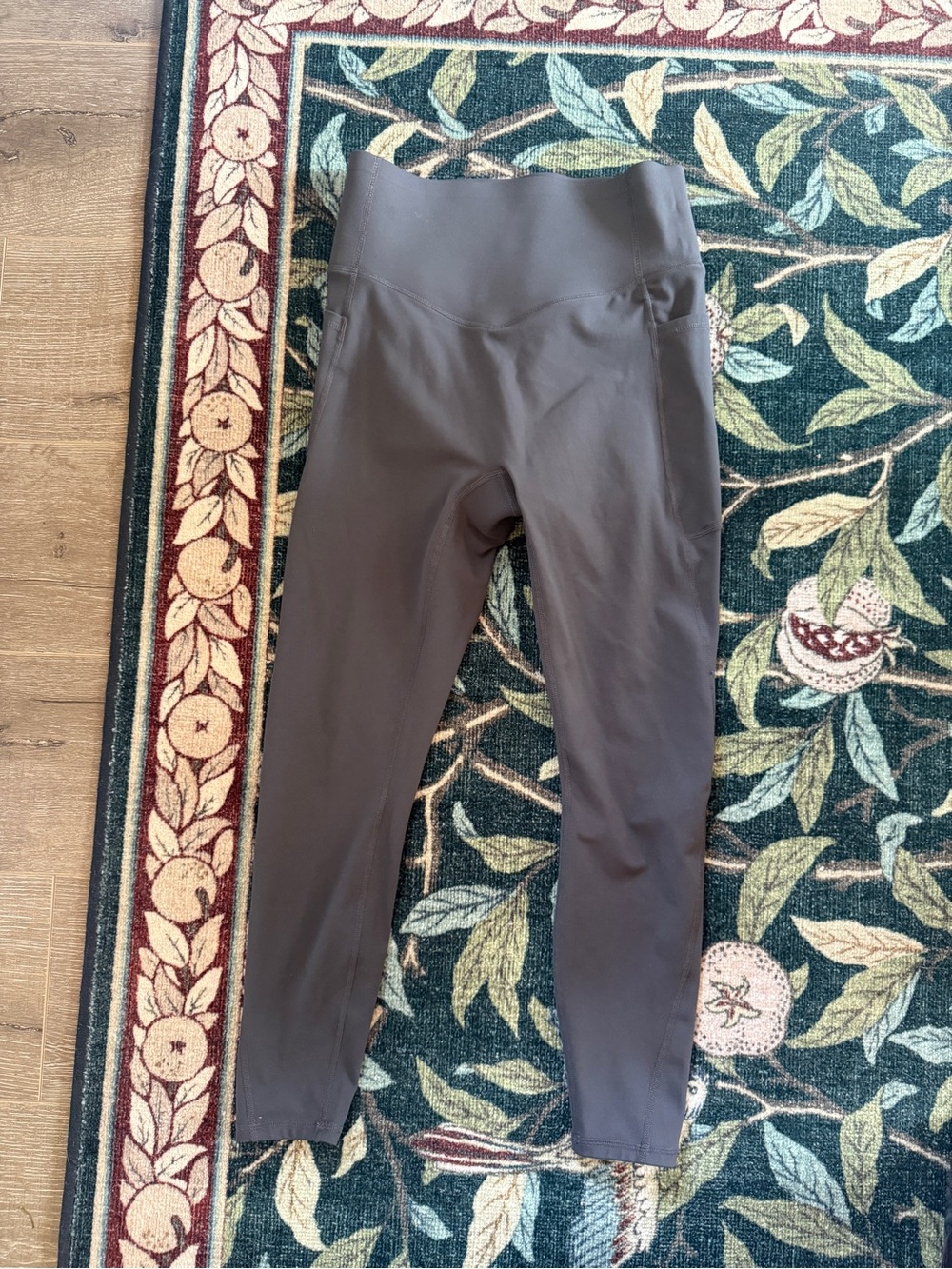 High-Waist Active Leggings